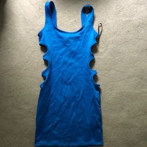 I am selling this dress from Forever 21. I have never worn it. Tag still on